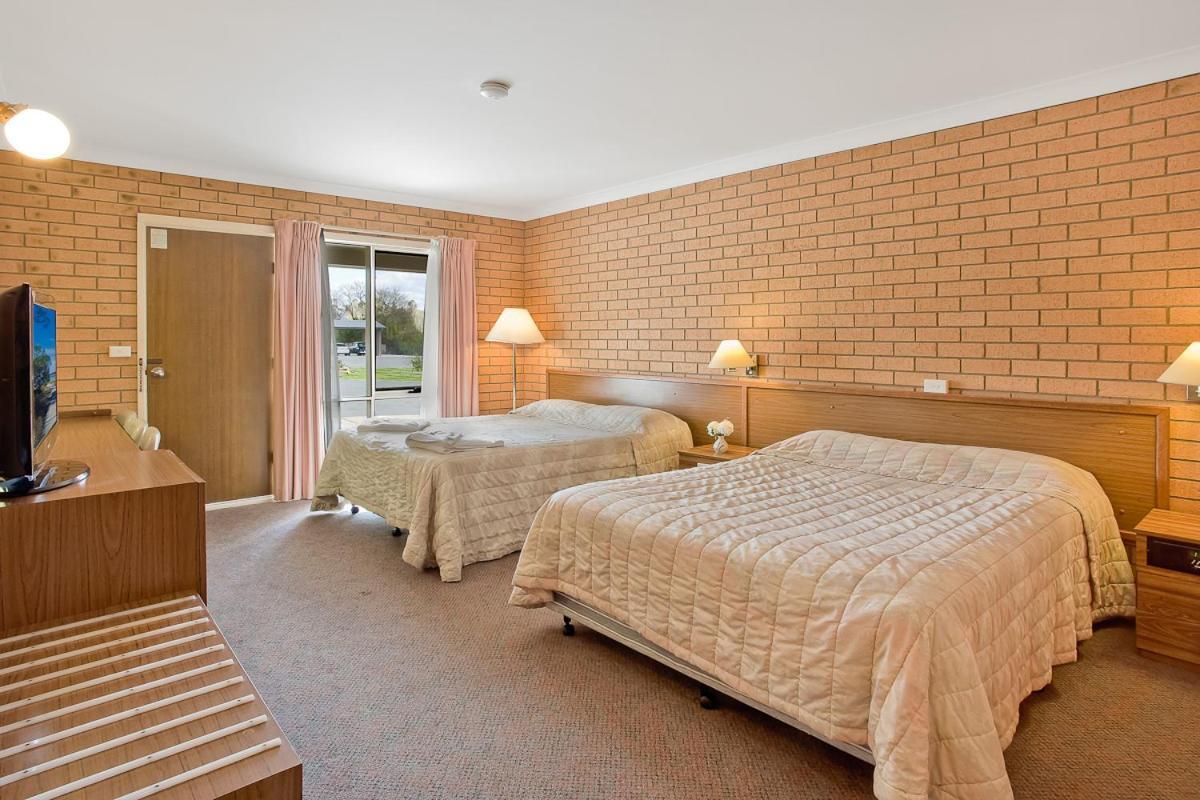 Bega Village Motor Inn Екстер'єр фото